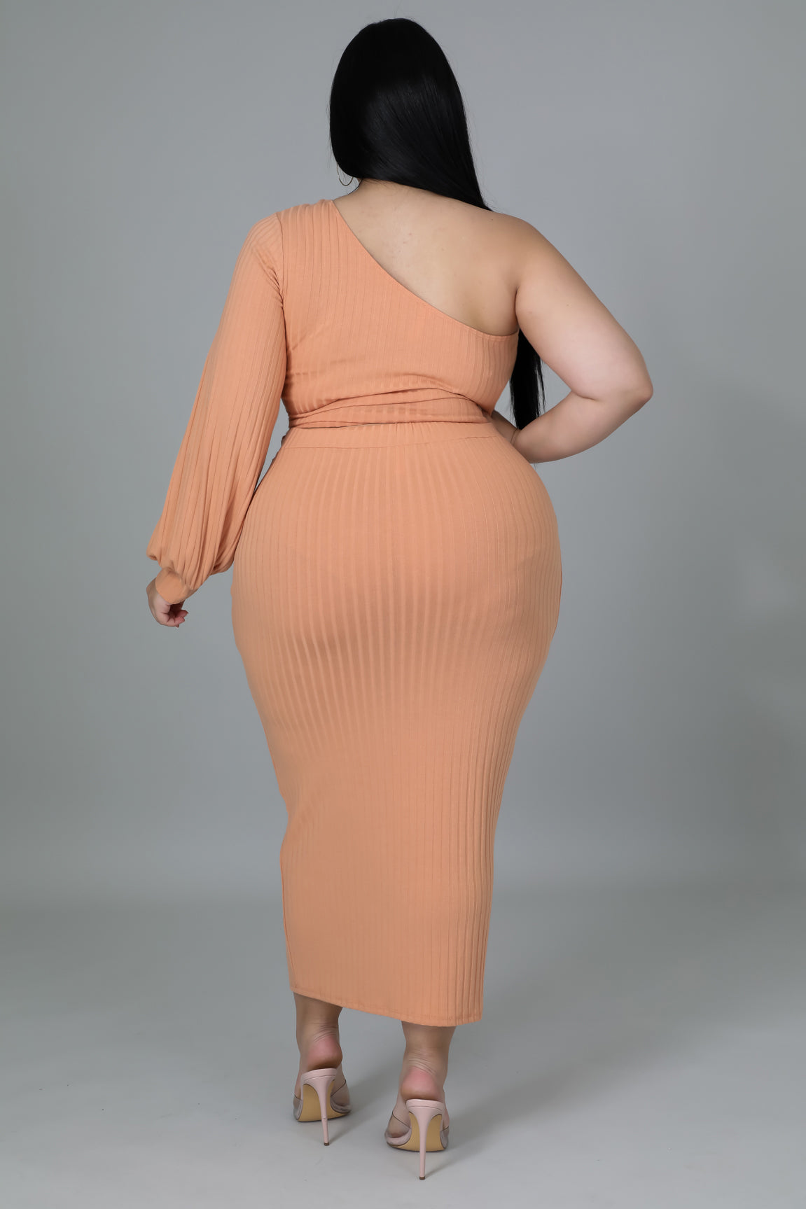 "Fall in Love" Set